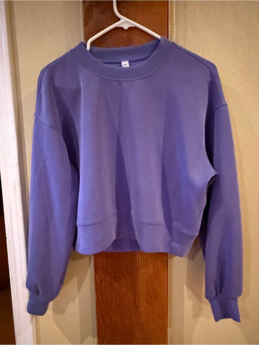 Lululemon Perfectly Oversized Cropped Crew Softstreme – Charged Indigo – Size 2